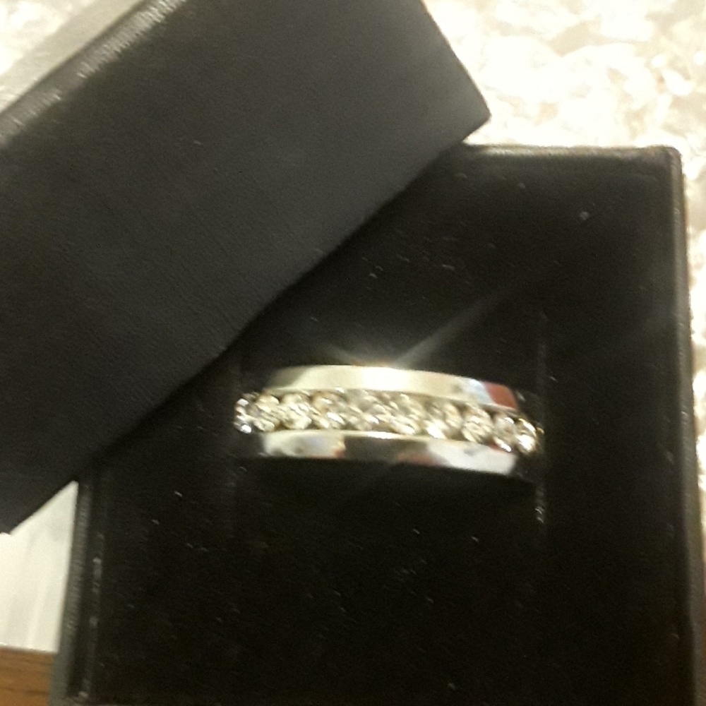 Men's Wedding Band Size 10